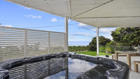 A Beachside Getaway - 8 - Tourism Townsville 2