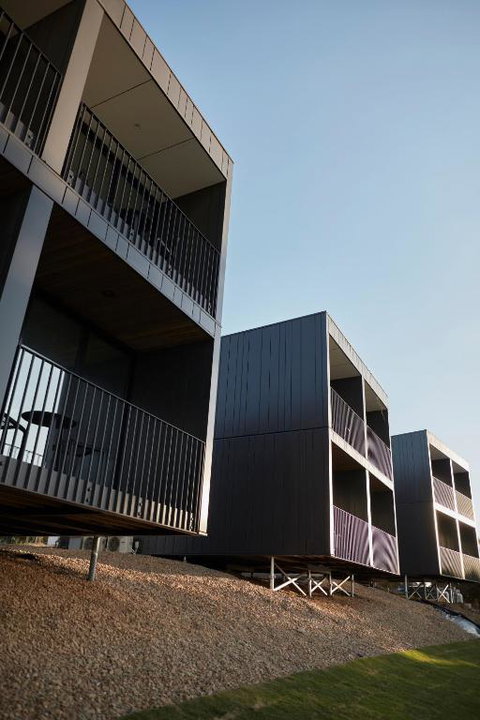Accommodation @ Curlewis - Tourism Townsville 2