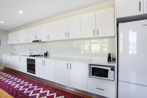 B314S - Waverton Village Heights - Tourism Townsville 3