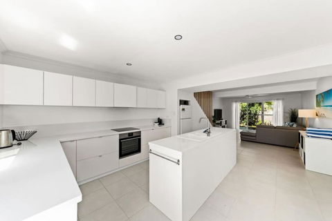 BARBADOS Ultimate Laid-back Holiday - Flat Stroll To River - Tourism Townsville 4