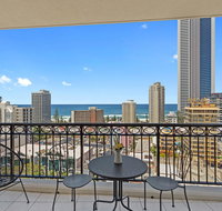 Chevron Renaissance Ocean View - Tourism Townsville