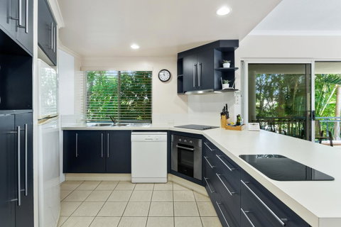 Noosa Riviera Resort - Tourism Townsville 30