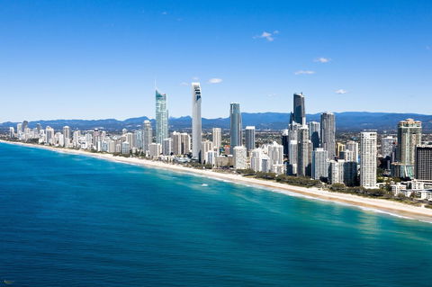 Hilton Surfers Paradise Hotel & Residences - Tourism Townsville 16