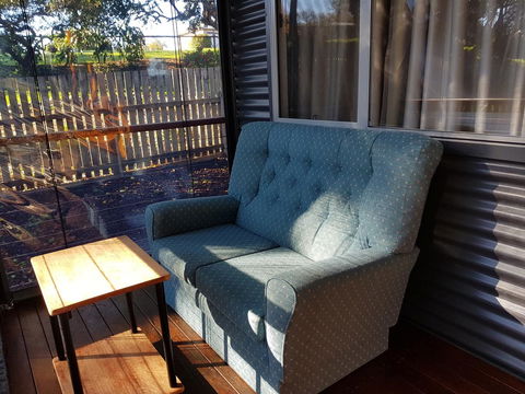 Bee-Haven Cottage - Tourism Townsville 8