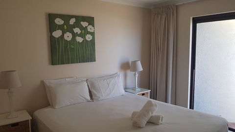 Mykonos Apartments - Tourism Townsville 7