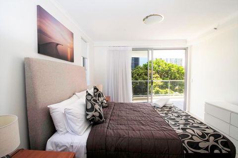 Trilogy Surfers Paradise - Tourism Townsville 30