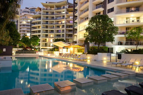 Trilogy Surfers Paradise - Tourism Townsville 4