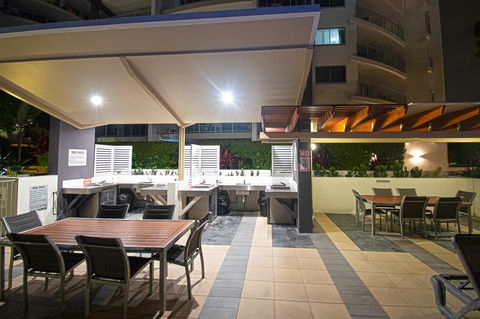 Trilogy Surfers Paradise - Tourism Townsville 16