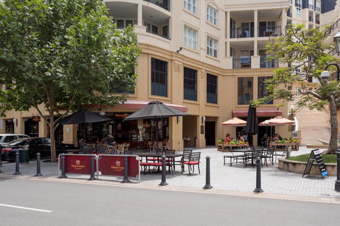 The Residences@Hillside - Tourism Townsville 17
