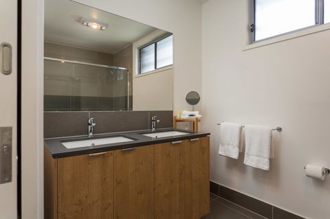 The Residences@Hillside - Tourism Townsville 9