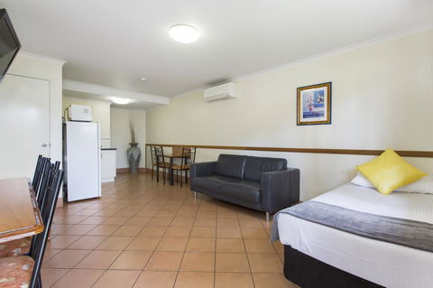 Glenmore Tavern - Tourism Townsville 30