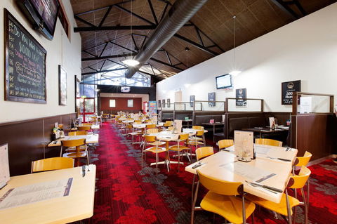 Glenmore Tavern - Tourism Townsville 20