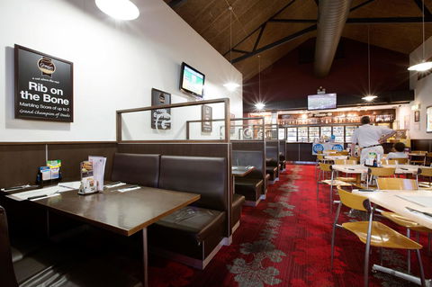 Glenmore Tavern - Tourism Townsville 22