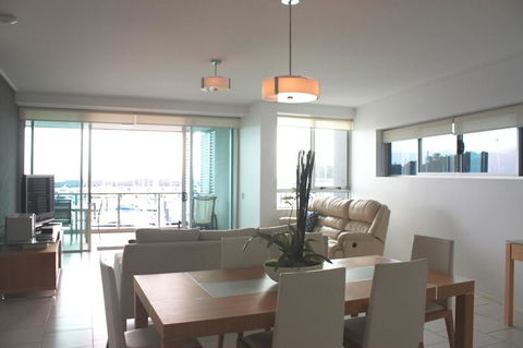 Private Seaview Apartment At Peninsula - Airlie Beach - Tourism Townsville 7