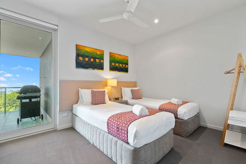 Akama Resort - Tourism Townsville 13