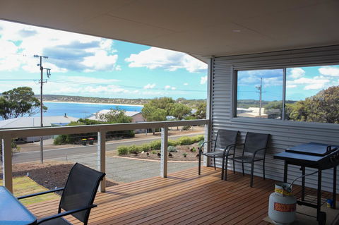 Bayview House - Tourism Townsville 12
