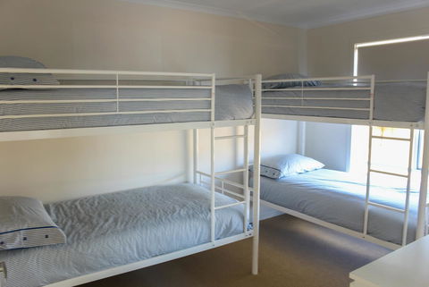 Bayview House - Tourism Townsville 10