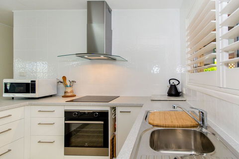 Lowset Sweetie, Central To Everything - Partridge St, Bongaree - Tourism Townsville 14