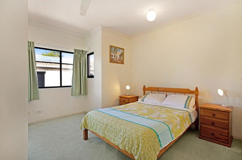 Quiet Location Across From Waterfront - South Esp, Bongaree - Tourism Townsville 17