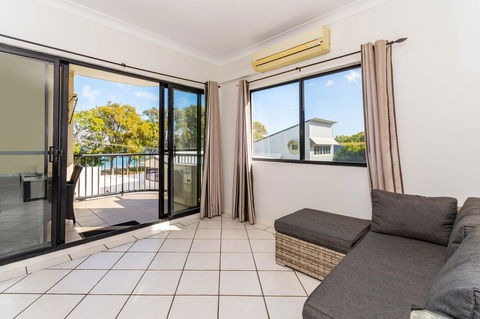 Waterfront Views From Private Rooftop Balcony - Bayview South Esp, Bongaree - Tourism Townsville 4