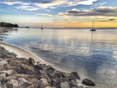 Great Views, Ground Floor Unit Clearview Apartments South Esplande, Bongaree - Tourism Townsville 5