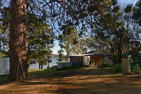 Taylors Bay Cottage - Tourism Townsville 13