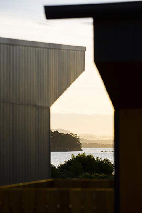 Bruny Island Escapes And Hotel Bruny - Tourism Townsville 0