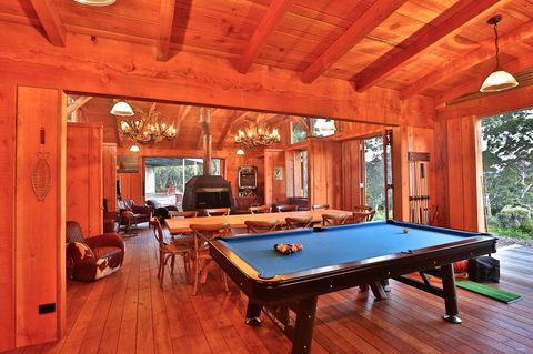 Bruny Island Lodge - Tourism Townsville 0