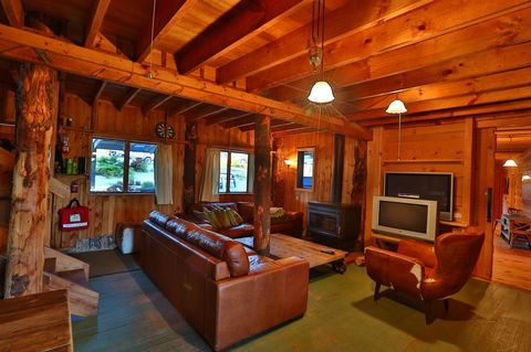 Bruny Island Lodge - Tourism Townsville 18