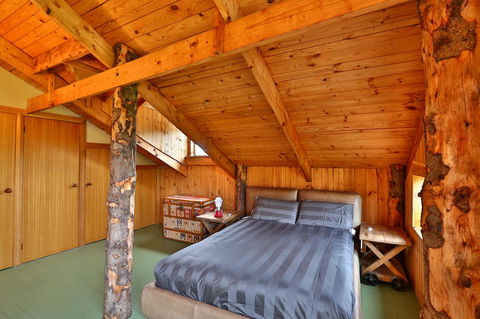 Bruny Island Lodge - Tourism Townsville 15
