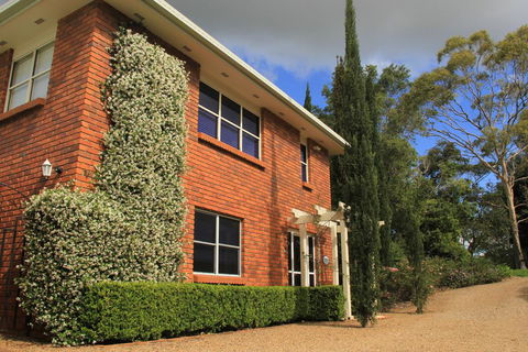 Seasons Of Maleny B&B - Tourism Townsville 0