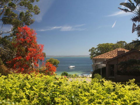 'Dutchies Vista' 1/45 Christmas Bush Ave - Ground Floor Duplex With Stunning Water Views - Tourism Townsville 0