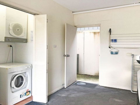 'Dutchies Vista' 1/45 Christmas Bush Ave - Ground Floor Duplex With Stunning Water Views - Tourism Townsville 2