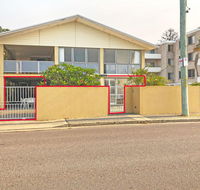 'Mooring One Downstairs' 23 Shoal Bay Rd - Fantastic ground floor duplex with views WIFI and Air Conditioning - Tourism Townsville