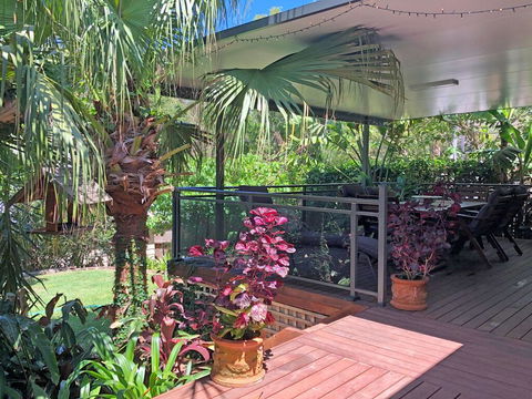 'Sandy Palms' 28 Moorooba Cr - Beautiful Home With Wifi, Air-con And Boat Parking - Tourism Townsville 0