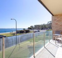 1 'Little Hut' 20 Kurrawa Close - Spectacular Water Views NBN  Air Conditioned - Tourism Townsville