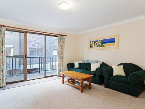 1 'Monterea' 3 Ondine Close - Walking Distance To Beach - Tourism Townsville 2
