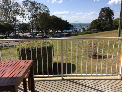 1 'Teramby Court' 104 Magnus Street - In Nelson Bay CBD - Tourism Townsville 0