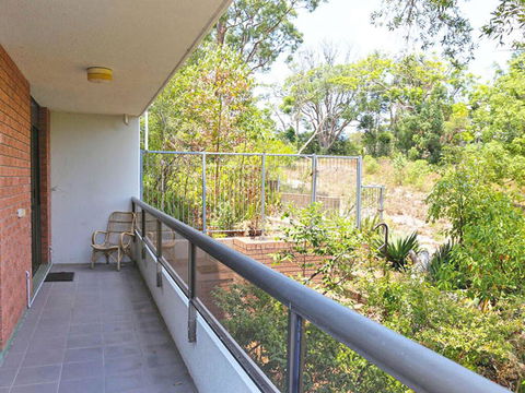 1 'The Commodore' 9-11 Donald St - Ground Floor Unit, Close To Shops, Cafe's And Marina - Tourism Townsville 2