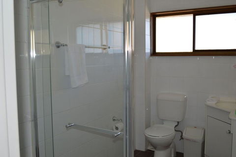 1 Lakeview Plaza - Tourism Townsville 2
