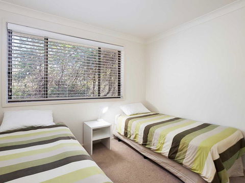 1/8 Christmas Bush Avenue - Three Bedroom Duplex Close To Dutchies Beach - Tourism Townsville 1