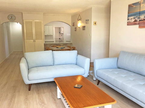 10 'Parkview', 11-13 Catalina Close - Peaceful Park Views - Tourism Townsville 3
