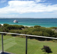 11 'Luskin Lodge' 29 Weatherly Close - stunning water views - Tourism Townsville