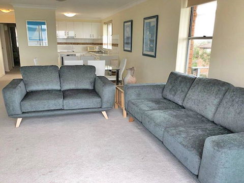 11 'Luskin Lodge' 29 Weatherly Close - Stunning Water Views - Tourism Townsville 2