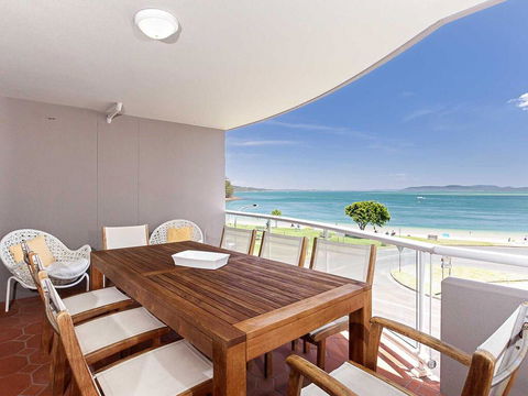 12 'Florentine' , 11 Columbia Close - WIFI, Aircon, Spectacular Views - Tourism Townsville 0