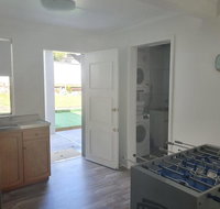 12 Cooloola Drive - Family home close to beach pet friendly - Tourism Townsville