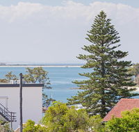 13 'Cote D'Azur' 61 Donald Street - Lovely unit with air con pool lift and WiFi - Tourism Townsville