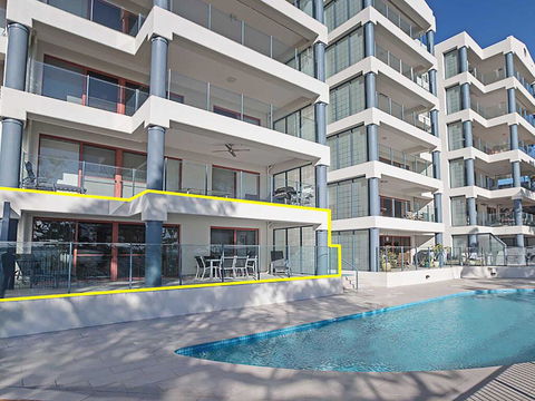 13 'Le Vogue' 16 Magnus Street - Close To The Marina And Beautiful Views Of Nelson Bay Marina - Tourism Townsville 3