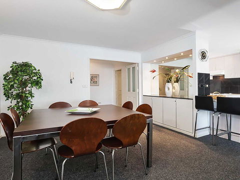 13 'Le Vogue' 16 Magnus Street - Close To The Marina And Beautiful Views Of Nelson Bay Marina - Tourism Townsville 1
