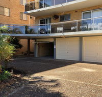 13 'Parkview' 11-13 Catalina Close - great location unit with a locked garage - Tourism Townsville